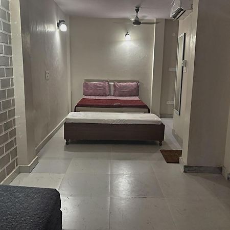 Апартаменти South Delhi Studio Нью-Делі Екстер'єр фото